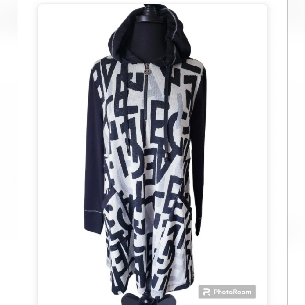 New Dolcezza M Letter Tunic /Dress Jacket Hoodie High Quality Fabric 1/4 Zip